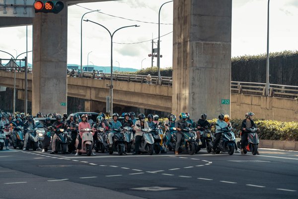 Les accessoires de sécurité indispensables pour votre voiture connectée