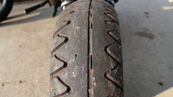 Top conseils pour sélectionner des pneus moto 14 pouces sûrs
